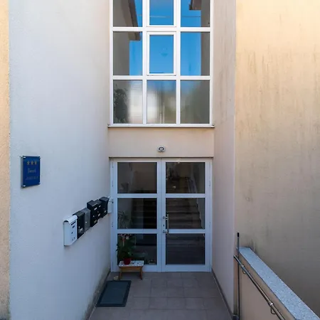 Daire Pinocchio By Interhome Trogir