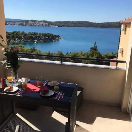 Pinocchio By Interhome Apartamento Trogir