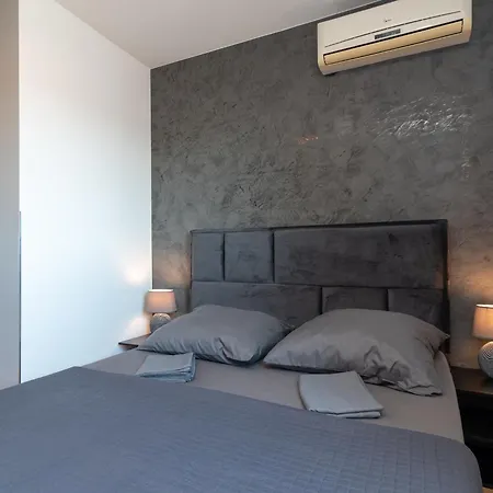 Apartamento Pinocchio By Interhome *
