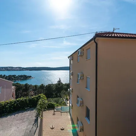 Pinocchio By Interhome Apartamento Trogir